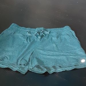 COPY - Gap fit jersey shorts